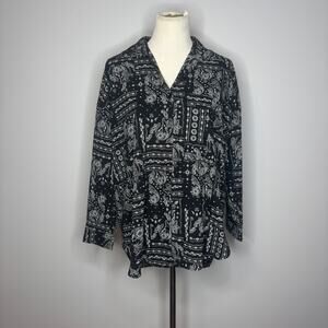 Vici - Black and White Abstract Long Sleeve Button Down